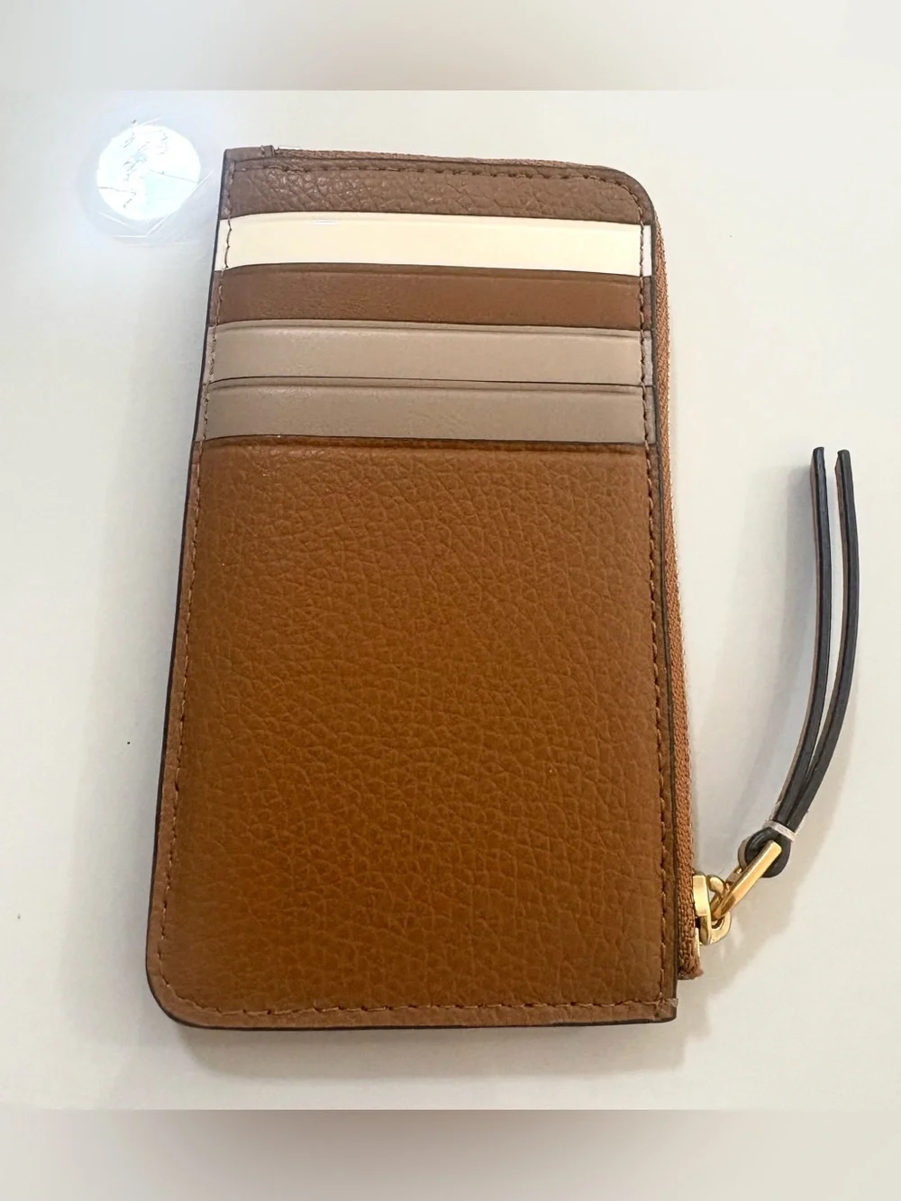 Tory Burch Brown Leather Zip Card Card Wallet with Gold Logo New without tag
